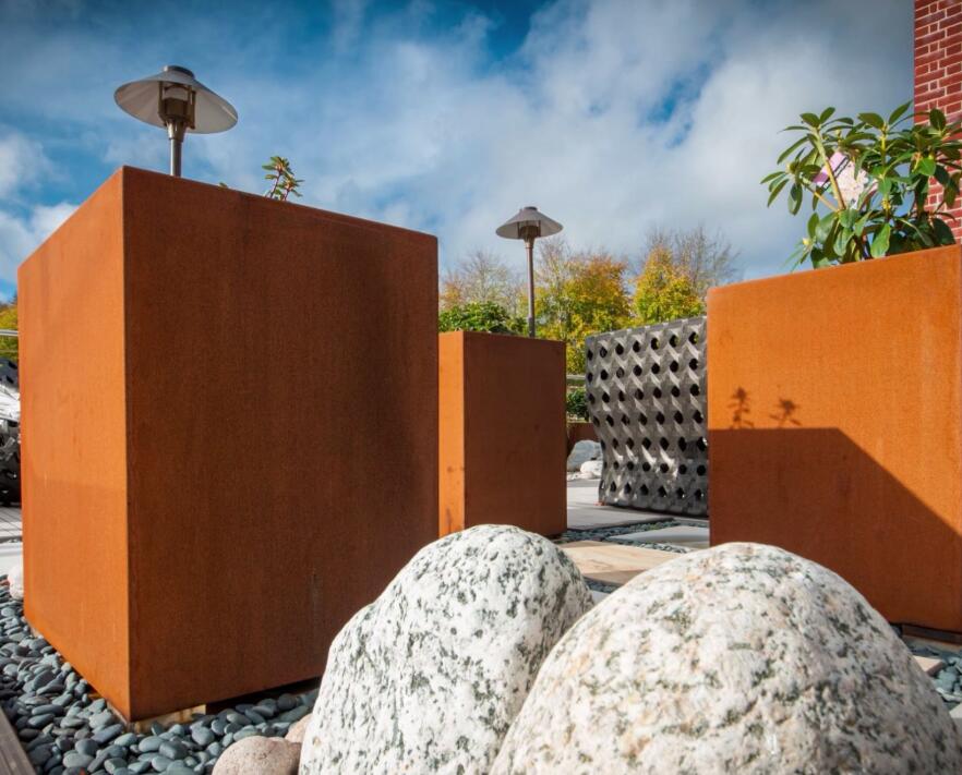 曲松锈钢板花箱